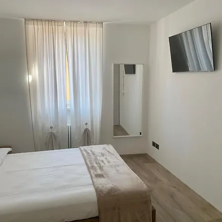 San Rocco Apartments Riva del Garda Esterno foto